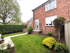 Photo 6- click for photo gallery